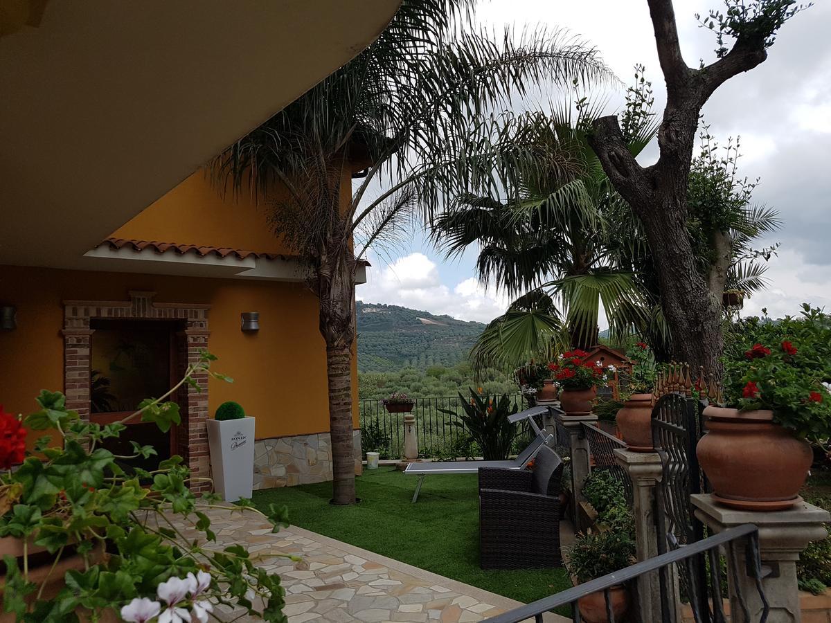San Pietro Bed & Breakfast Mileto Dış mekan fotoğraf